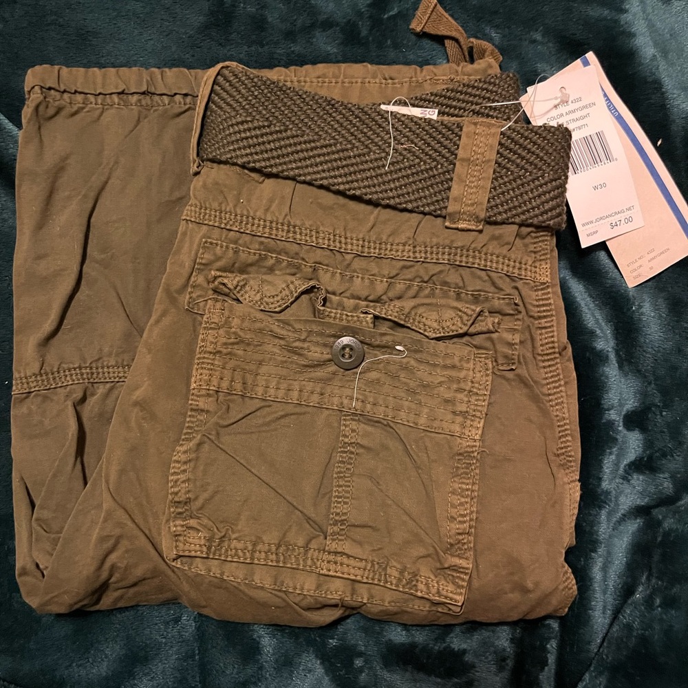 Men’s cargo shorts